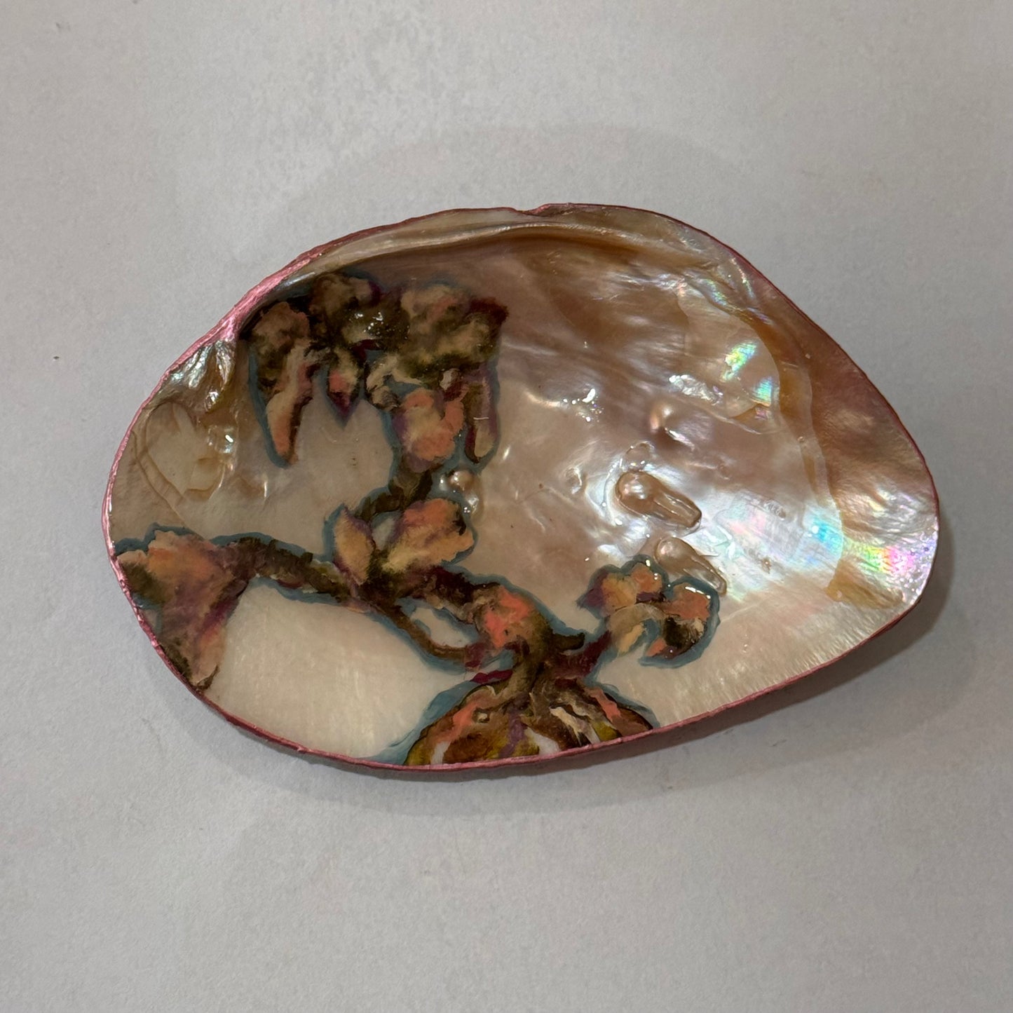 Clam Trinket Dish - Japanese Flowers