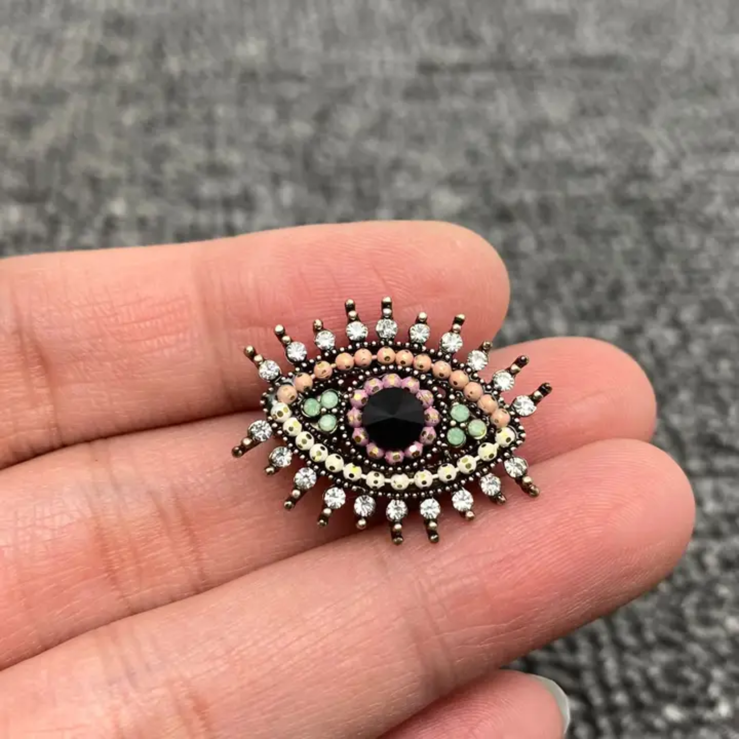 Brooch - Classic