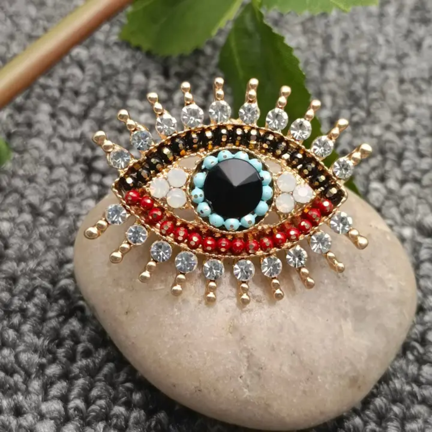 Brooch - Classic