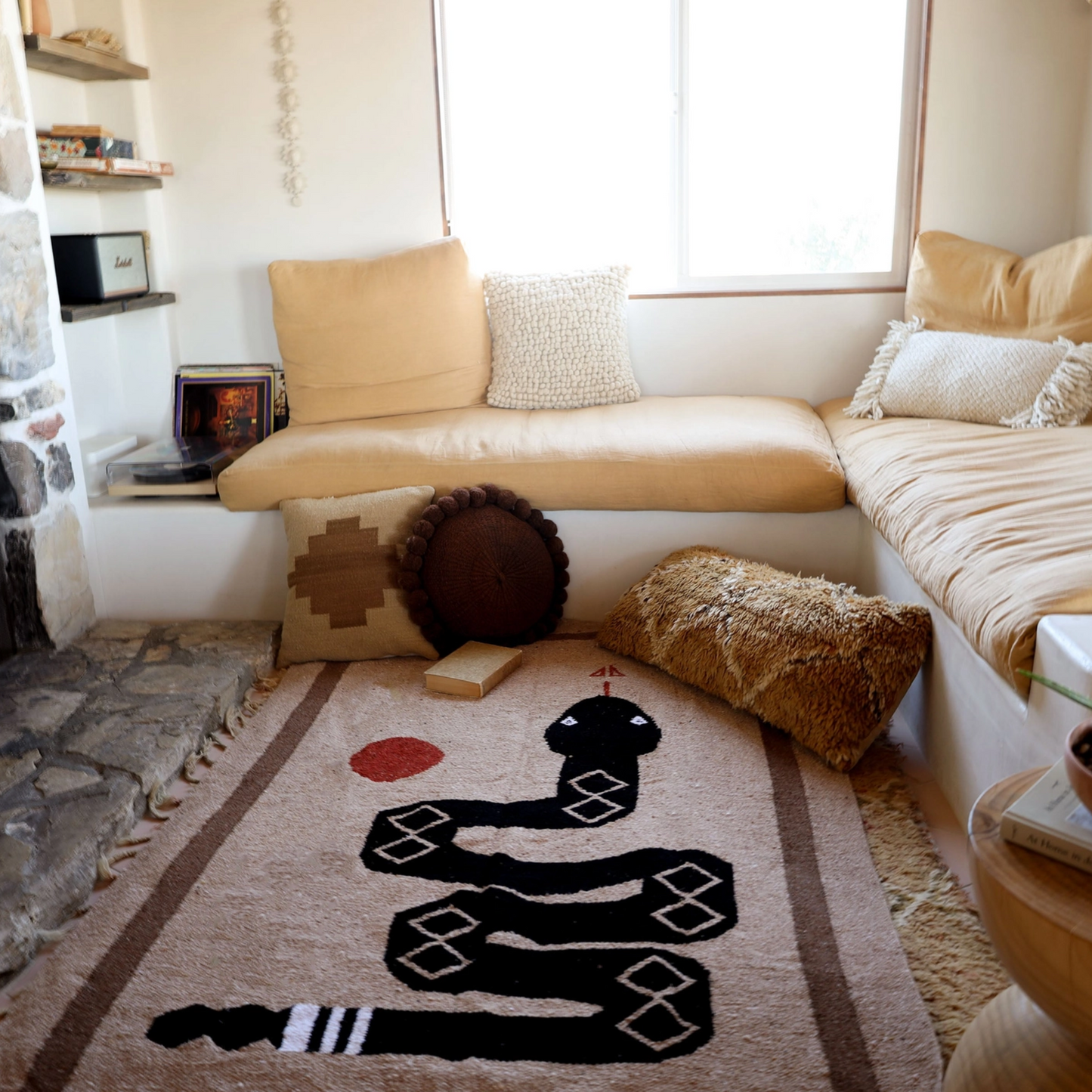 Handwoven Blanket - Snake (Black)