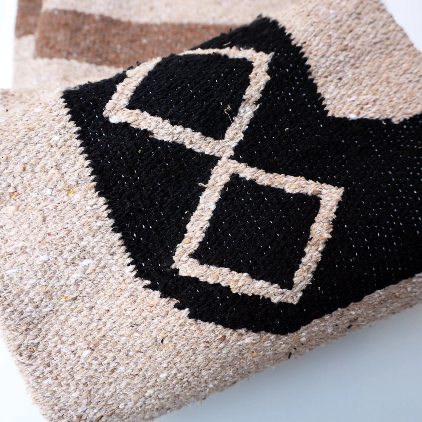 Handwoven Blanket - Snake (Black)