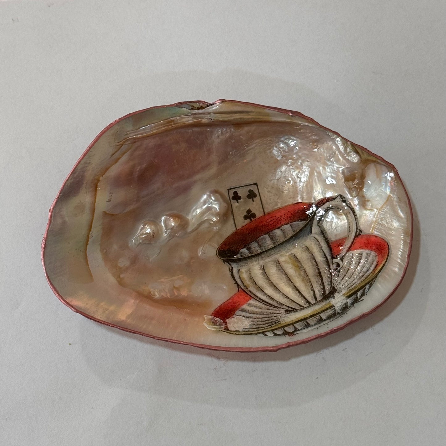 Clam Trinket Dish - Alice in Wonderland
